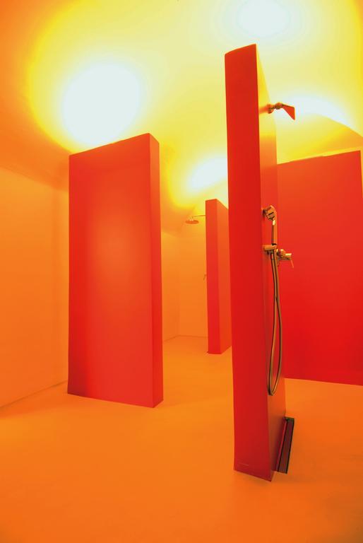 Hotel Weiss Kreuz トゥージス エクステリア 写真